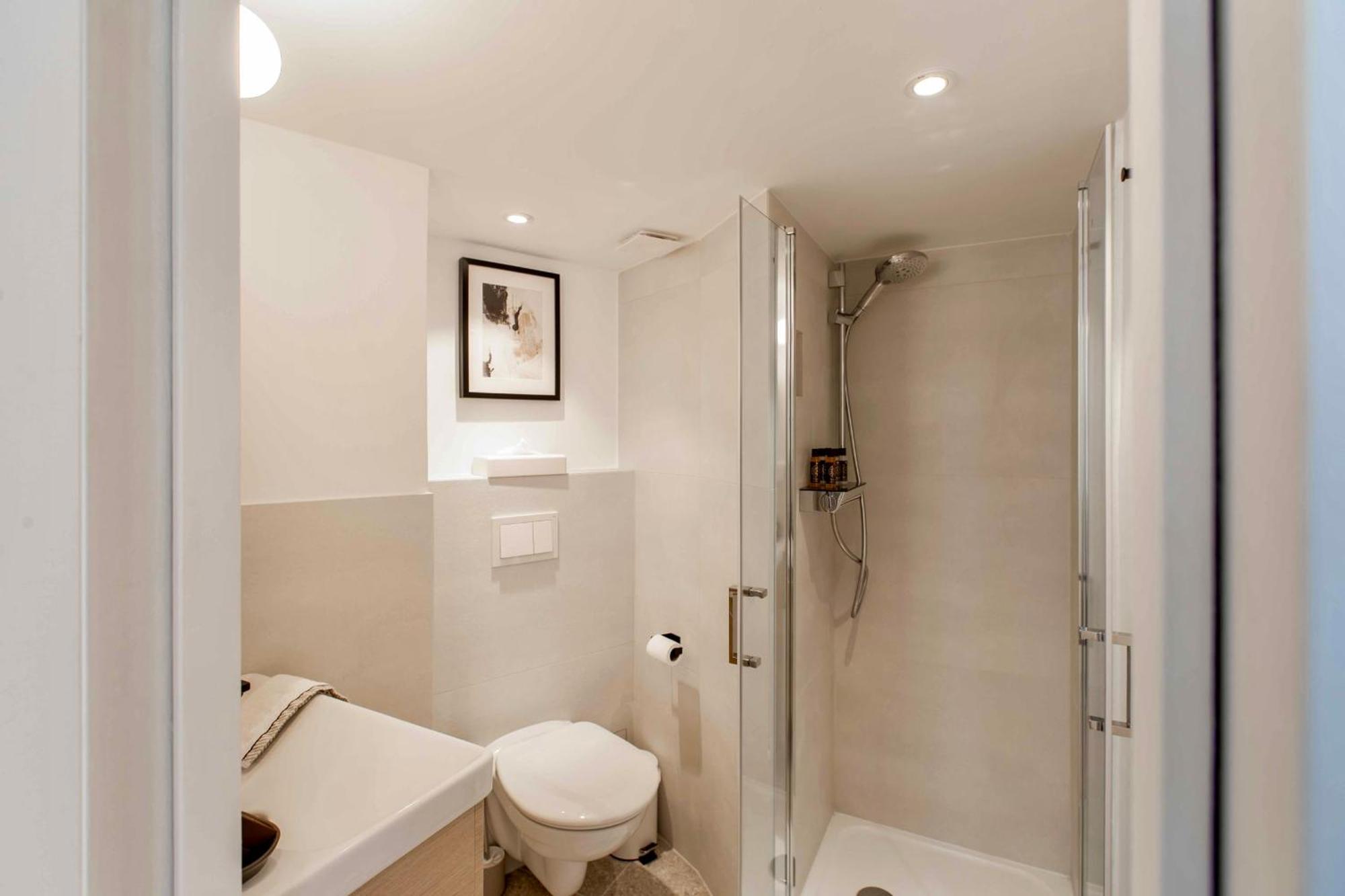Suede Promenade Duplex Apartment At 1 Min From The Sea 2 Bathrooms Nisa Exterior foto